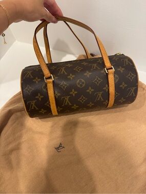 Vintage Louis Vuitton Monogram Papillon 26